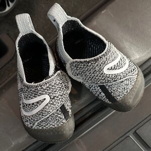 Kids' Black and Gray Nike Swoosh 1 Shoes
